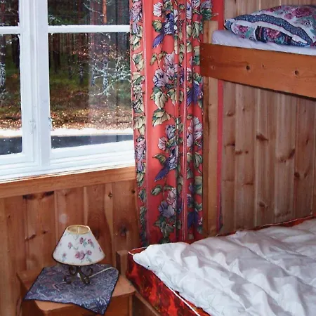 Three-bedroom Holiday In Lillesand