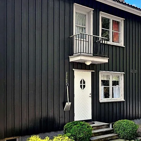 Tatil Evi Three-bedroom Holiday In Lillesand Haugsjå